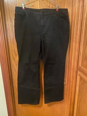 Simply Vera Vera Wang Women’s Black Bootcut Jeans
